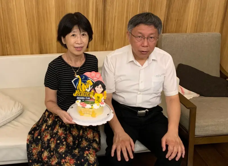 陳佩琪喊帶這1物赴天安門抗議！他曝弔詭處：不打自招嗎？