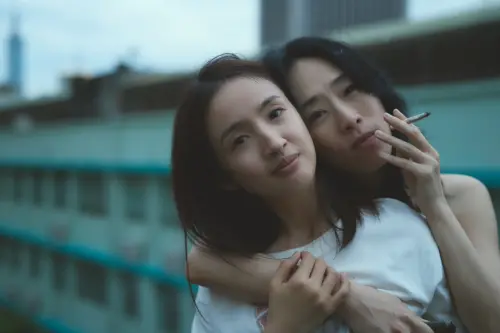 ▲林依晨透過自己的真誠演繹，述說著觸動觀眾的故事。（圖／周子娛樂提供）