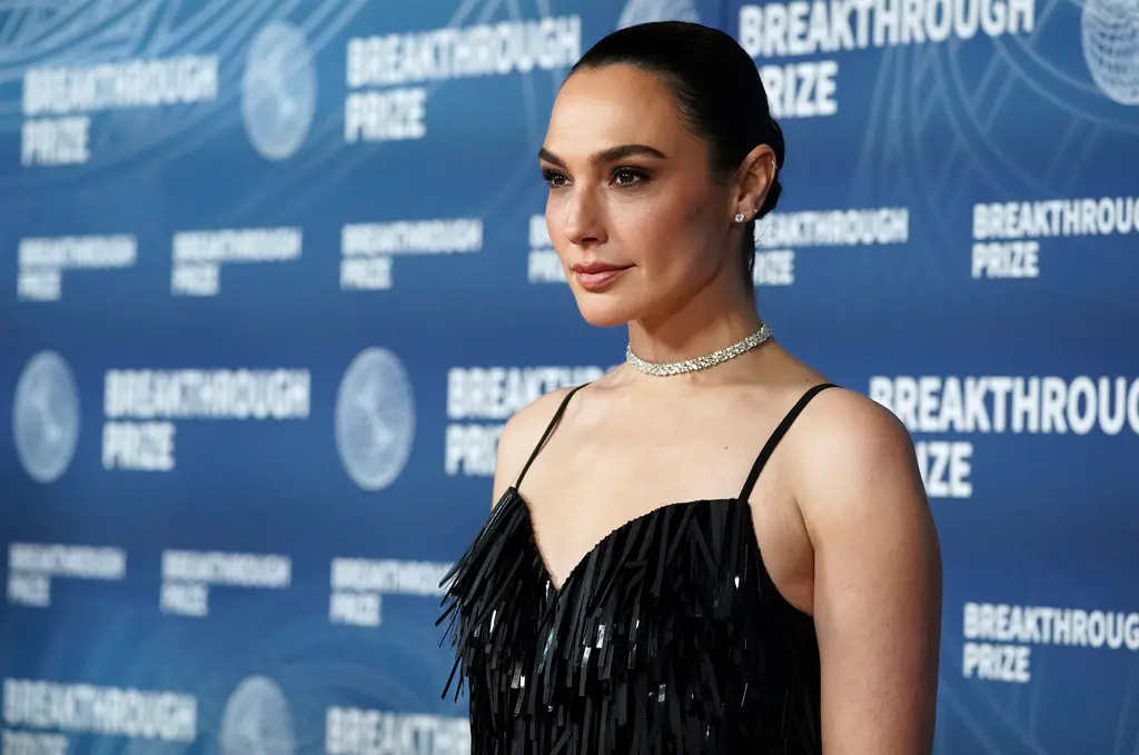 ▲《白雪公主》中扮演「壞皇后」的蓋兒加朵，認為片子票房失利和一堆名人被迫要反對以色列有關，她本身是以色列人，對於此現象感到無奈，也坦言看到賣座數字很失望。據估計，迪士尼至少要因此片賠上34億台幣。（圖／美聯社／達志影像）