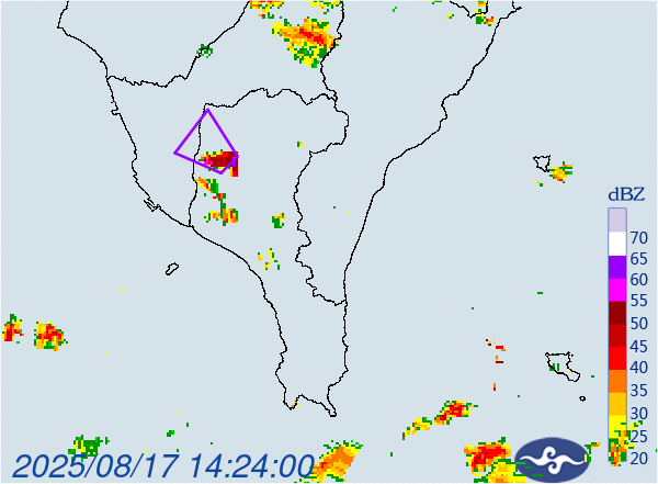 ▲氣象署今（17）日下午發布大雷雨即時訊息，提醒高雄、屏東部分區域慎防冰雹影響人車安全。（圖／中央氣象署cwa.gov.tw）