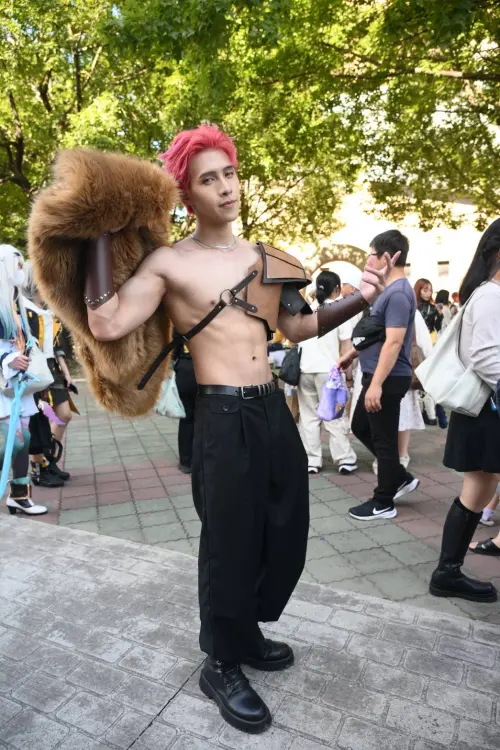 ▲Coser還原遊戲《劍與遠征》角色。（圖／記者林柏年攝）