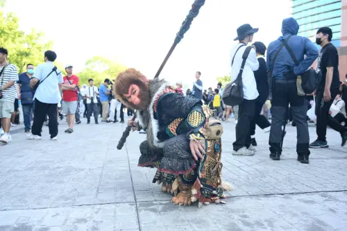 ▲Coser還原悟空。（圖／記者林柏年攝）