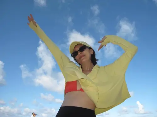 ▲賈靜雯（如圖）被梧桐妹出賣辣照！性感比基尼秀身材　粉絲驚：這是50歲？（圖／IG@angels_camera_dump）