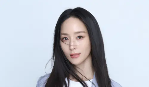 ▲張鈞甯出演台版《我們的藍調時光》，日前被週刊直擊和周渝民拍戀愛戲。（圖／甯聚力文創事業有限公司）