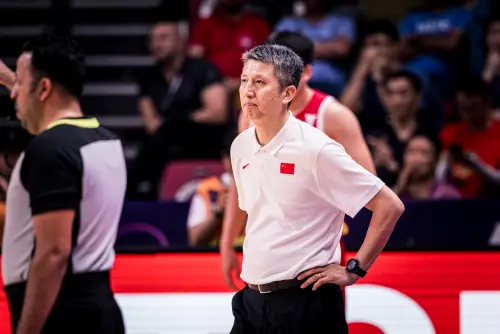 亞洲盃男籃／郭士強吃止痛藥坐鎮執教！趙睿動情：打出中國隊血性
