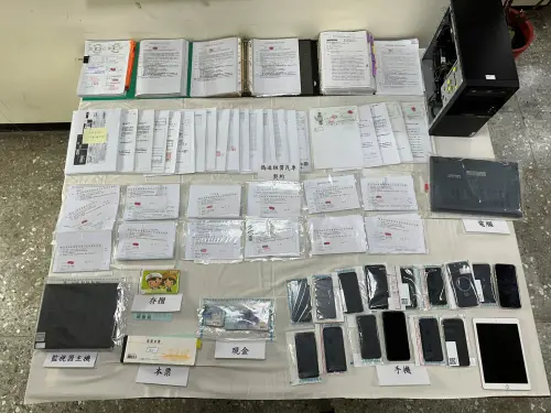▲警方查扣贓證物。（圖／警方提供）