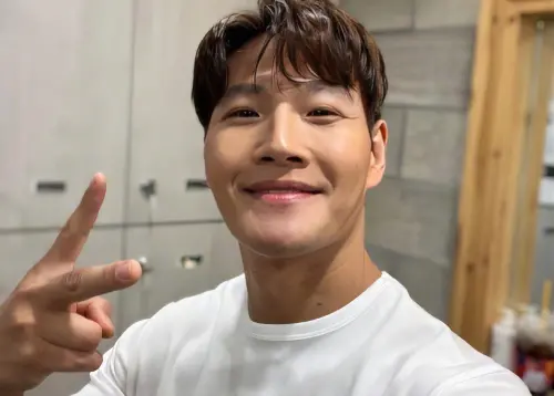 ▲金鍾國很節省，過去濕紙巾會重複用、穿破內褲跟襪子，如今因為結婚、考慮到未婚妻，破例買了新的洗衣機，把還沒壞的家電送人。（圖／金鍾國微博 @金钟国_official）