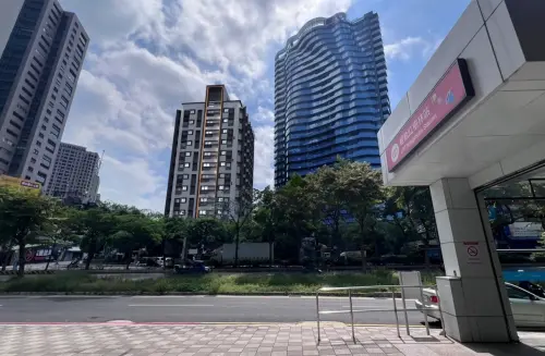 ▲淡水海天段社會住宅鄰近捷運紅樹林站(模擬圖)