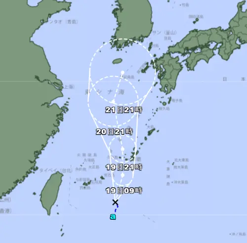 ▲目前日本氣象廳最新路徑，準玲玲颱風將一路往北直奔，持續北上，抵達東海日本肥前鳥島、韓國濟州島附近。（圖／日本氣象廳jma.go.jp）
