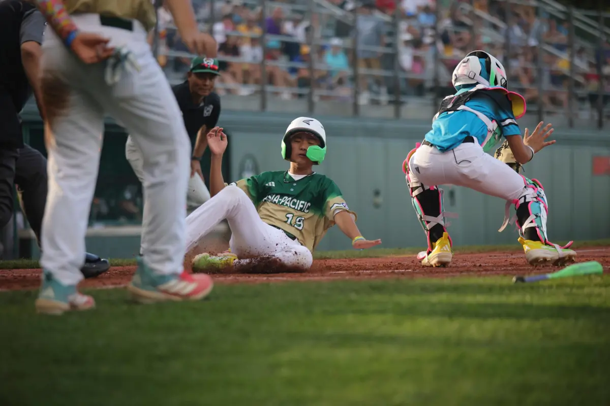 ▲台北市東園國小少棒隊今（19）日在2025世界少棒聯盟（LLWS）世界少棒錦標賽對上加勒比海代表隊的荷屬阿魯巴（Aruba），靠著先發投手劉韋亨主投4.2局送出11次三振、僅被敲3安，幫助中華隊最後以4比0完封對手，在國際組進入4強。（圖／美廉社／達志影像）