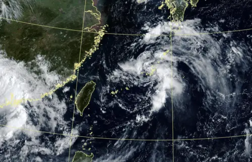 玲玲颱風今天可能生成！本週小心「雙颱接力」　路徑對台影響曝光
