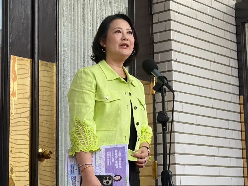 ▲吳思瑤要蔣萬安管好自己的小內閣，別管到海邊去。（圖／記者陳威叡攝，2025.08.19）