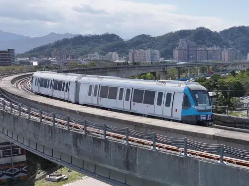 ▲▲新北捷運三鶯線2000年時規劃，歷經近26年等待，現在終於快要完工。三鶯線列車積極測試進入衝刺階段。（圖／新北捷運工程局提供dorts.ntpc.gov.tw）