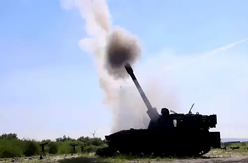 10軍團重砲射擊　驗證裝備展現防衛戰力
