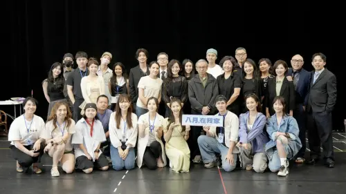 三代女性交鋒「八月，在我家」掀家族最深的生存矛盾
