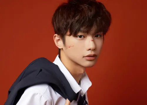 耀樂和解炎亞綸後移居杭州！以地下偶像門面出道　進組拍戲當演員
