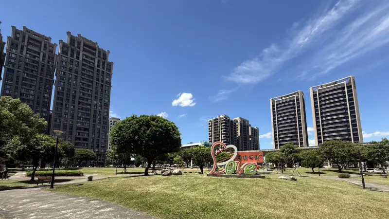 ▲八德擴大重劃區CP值高吸引許多外來人口移入，隨人口增加，地方樂見醫療量能逐漸完善。（圖／信義房屋提供）