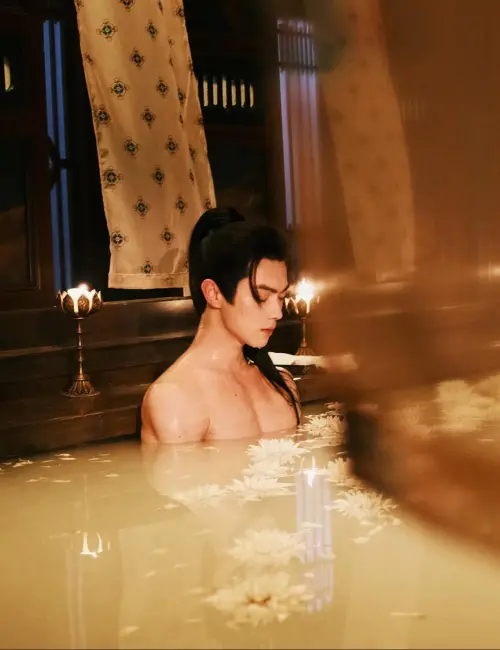 ▲梅逐雨乍看之下是玄鑑司的主事，實則為捉妖天師。（圖／Disney+）