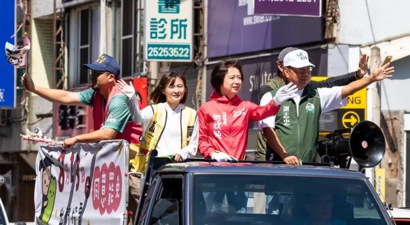 ▲何欣純利用支持大罷免的機會勤走台中,選戰末期幾乎都在江啟臣的選區。(圖/何欣純提供,2025.08.20)