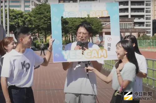 影／核三公投倒數3天！黃國昌示範拉票「寶貝」驚喜現聲答應1事
