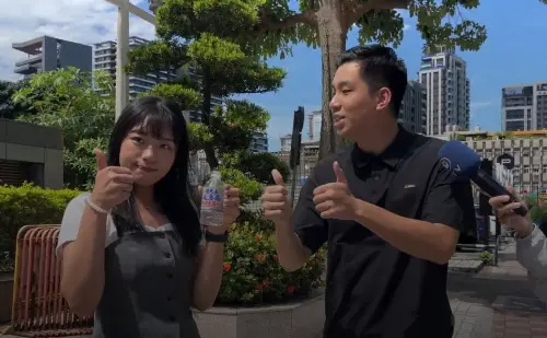 楊智伃乾杯「核廢料」水！朱立倫讚：決不畏懼民進黨瞎搞無理挑釁
