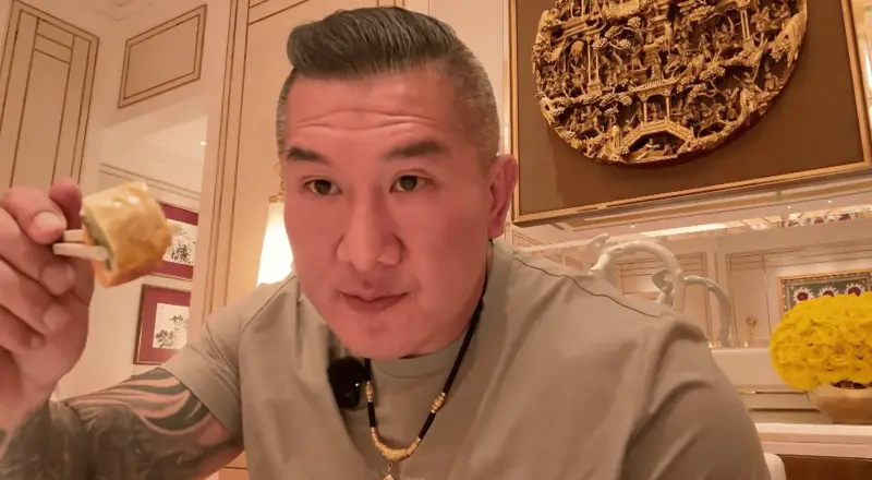 ▲館長透露自己因為被列為「特殊分子」，而無法開抖音、bilibili等帳號。（圖／翻攝自館長惡名昭彰YouTube）