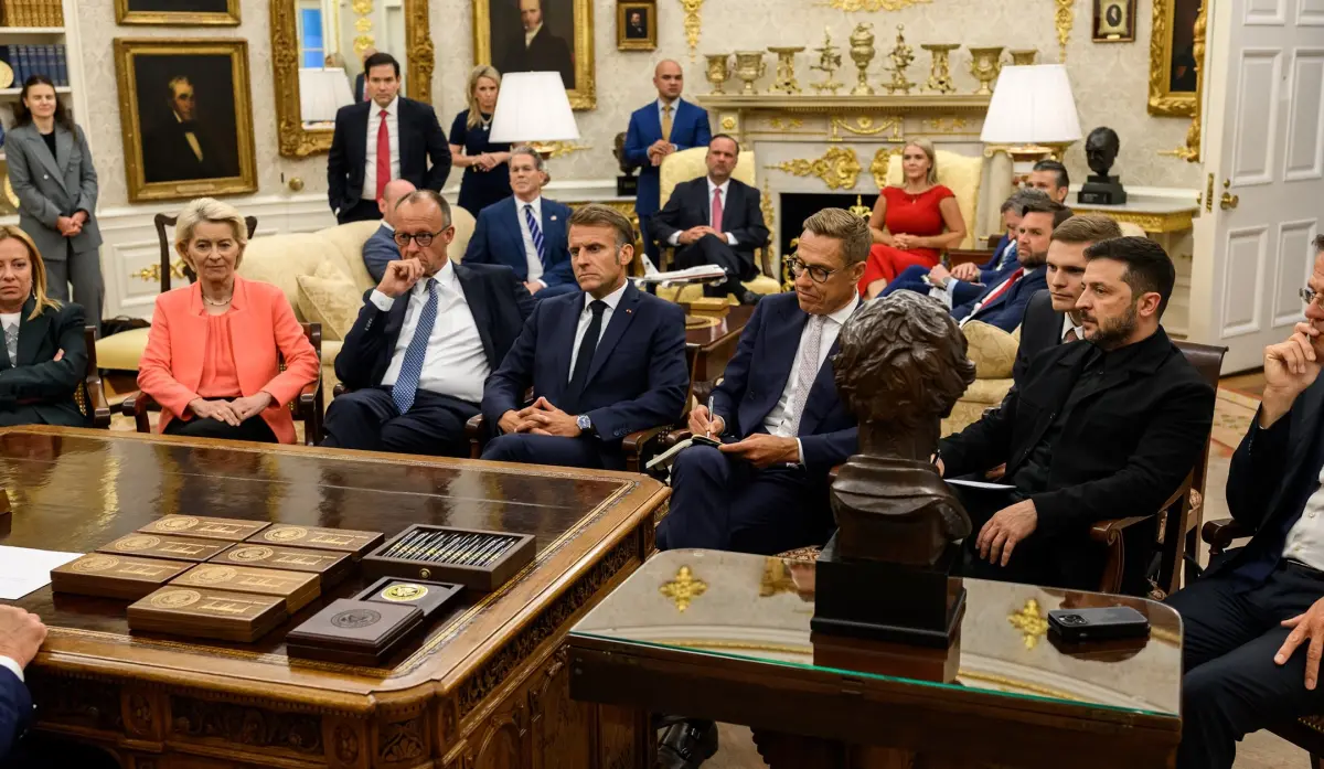 ▲白宮公布歐洲領導人在橢圓形辦公室與美國總統川普多方會的照片。（圖／翻攝自Ｘ／WhiteHouse）