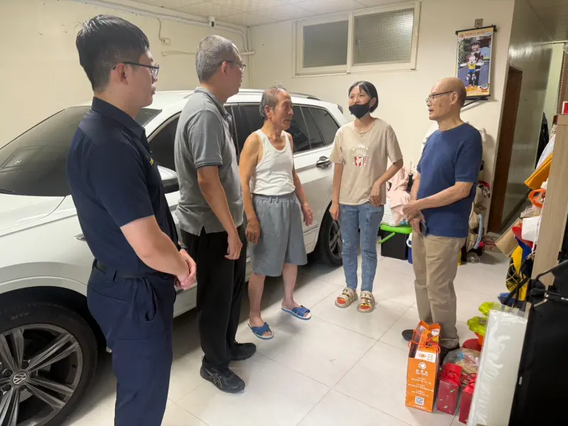 男砸店警稱「情緒失控不適逮捕」！竹市警局致歉：將予以議處