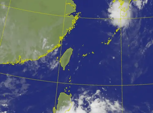 今午後雷雨「最劇地區曝光」！明飆38度高溫　2熱帶擾動路徑出爐
