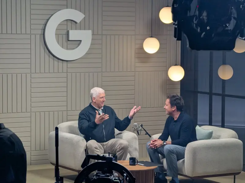 ▲Pixe 10發表會由Google設備與服務部高級副總裁瑞克·奧斯特洛和《The Tonight Show(今夜秀)》的吉米法倫一起開場。（圖／翻攝林東閔臉書）