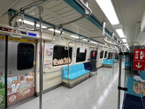 ▲「空間優化列車」空間更大，每部列車可增加約72人，全車隊完成優化後，尖峰每小時可多輸運1,000人。（圖／台北捷運公司提供）