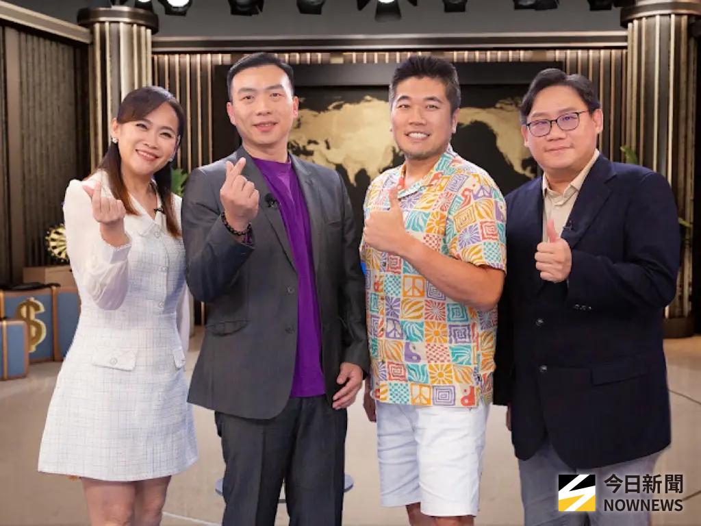 ▲《NOW生活攻略》林氏璧破解買票「都市傳說」(左起_徐敏華、易遊網總經理 陳志豪、機票獵人蓋瑞哥、林氏璧)