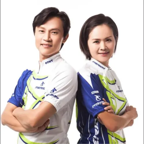 ▲「跆拳俠侶」黃志雄、洪佳君時至今日都還在政壇活躍中。（圖／黃志雄&洪佳君）