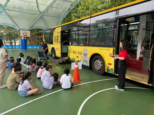 台北公車友善心運動開跑！鼓勵駕駛可抽500元禮卷　4大口訣別忘了
