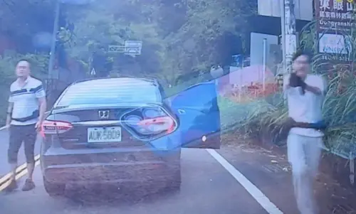 不是我們！家庭出遊被當「山老鼠」　 警拔槍、甩棍嚇壞車內兒
