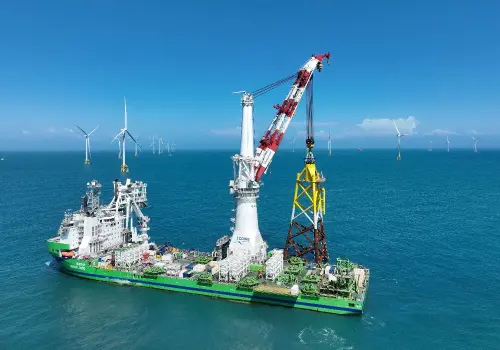 ▲台船環海風電工程公司完成海龍離岸風場套管式水下基礎安裝工程，彰顯海事工程的實力。(圖／台船環海風電工程公司提供)