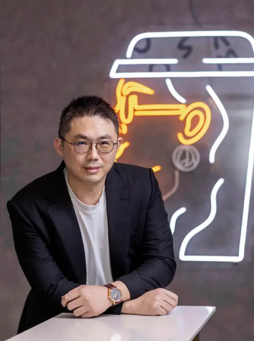 ▲羅念祖為王永慶四房長子羅文源之兒。（圖／SOMA提供）