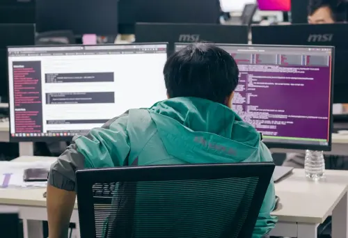 工程師沒奪冠！成長最快10大職業出爐　它年薪破400萬、再賺十年
