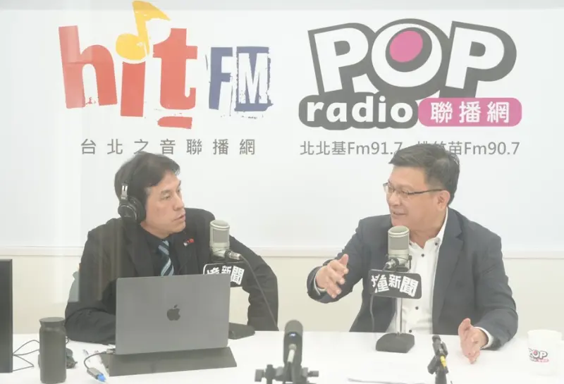 ▲台電董事長曾文生今接受廣播節目主持人黃暐瀚專訪，提到無論核三公投結果，都會持續推動核能安檢。（圖／POP撞新聞提供）