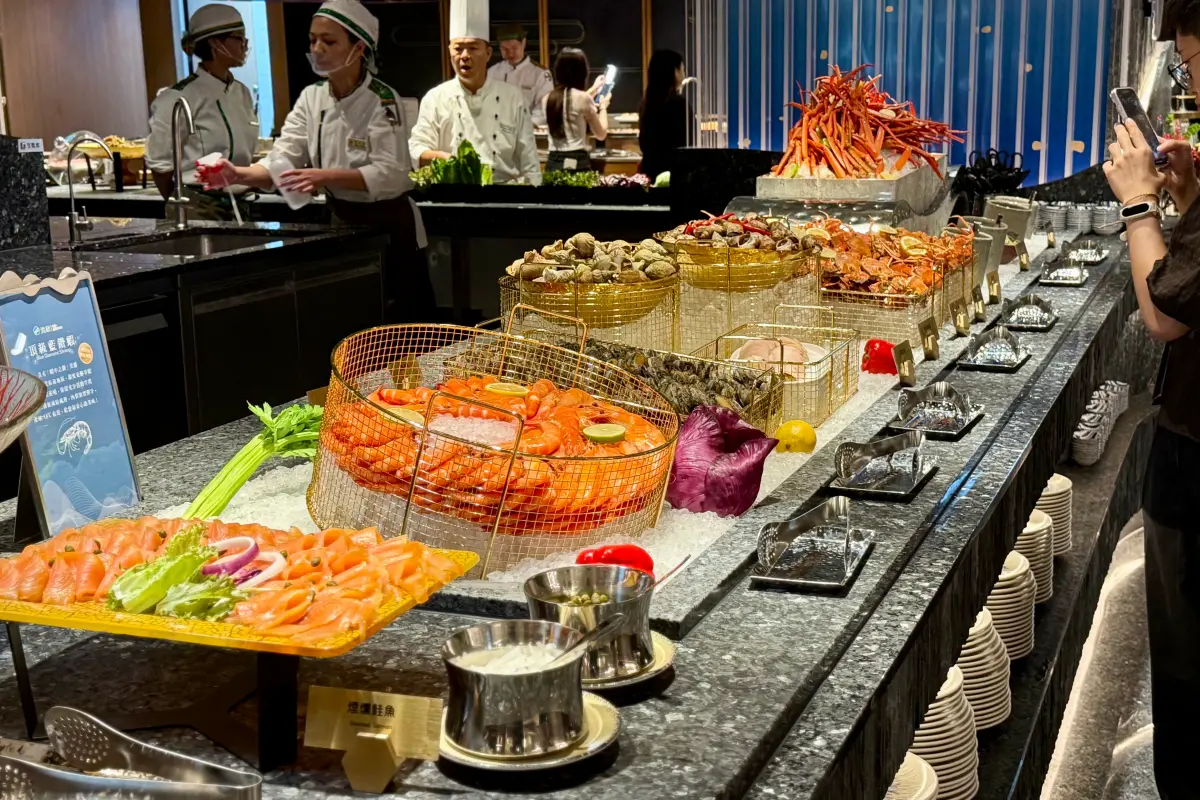 鳳凰颱風掃到「島語」！春節檔預約延後 11/17開搶最難訂吃到飽