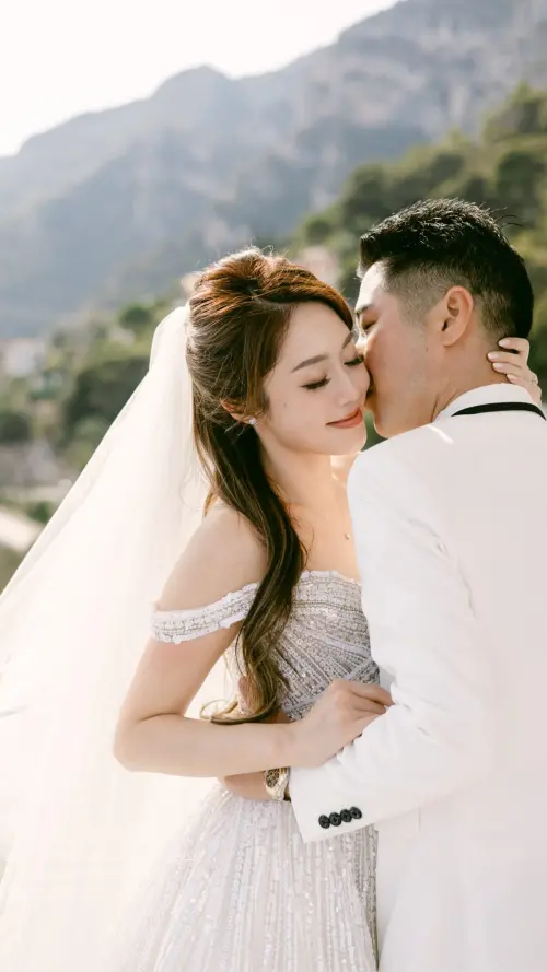 ▲林千又在IG曬出婚紗照。（圖／翻攝自林千又IG@cocomademedomydream）