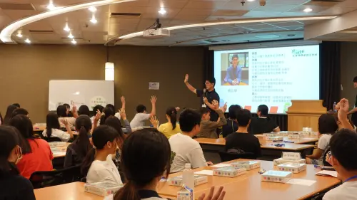 房市／「倫流說理」桌遊首辦高中專場　一開放即爆滿
