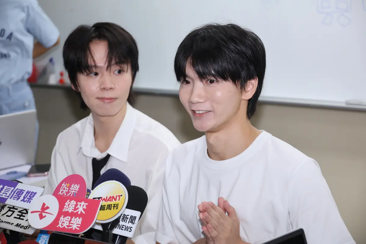 ▲黃氏兄弟（如圖）因使用《鬼滅之刃》盜版素材遭炎上。兩人回應已移除盜版片段並關閉盈利，將收益全數捐出，並計畫包場電影回饋粉絲。（圖／記者嚴俊強攝影）