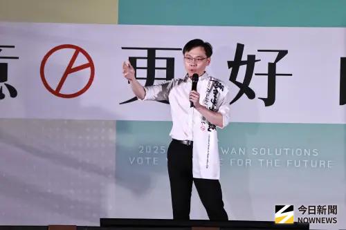 呱吉直播爆氣！飆髒話、怒摔麥樣樣來　黃士修：該尋求醫療協助
