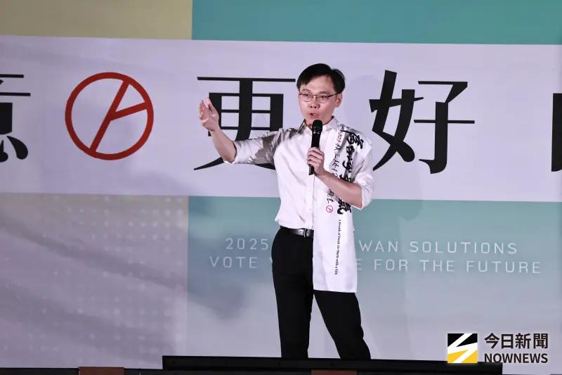 ▲針對網紅呱吉直播爆氣，黃士修直言對方該就醫了，表示其行為就是自卑焦慮和存在危機。（圖／記者吳翊緁攝）