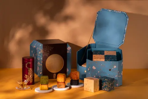 ▲台中勤美洲際酒店推出「明娟樓中秋禮盒」，八角雙層錦盒包裝，精緻大方，（圖／業者提供）