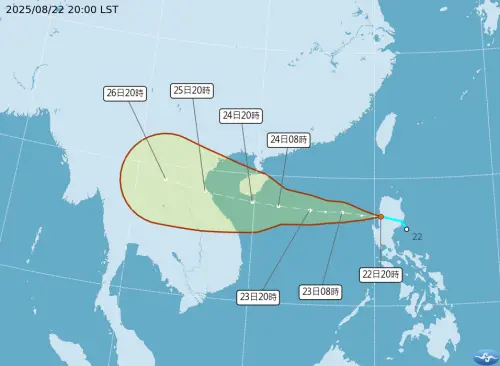 ▲南海至菲律賓東方海面有熱帶性低氣壓帶，從路徑來看，目前不會影響台灣。（圖／翻攝氣象署官網）