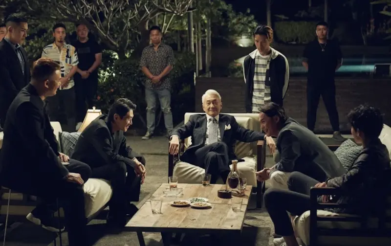 《角頭－鬥陣欸》上映首日全台票房就贏過瘋狂熱賣的日本動畫《鬼滅之刃》最新劇場版，本集5大看點之一，就是新增的南部勢力加入，亂鬥更精彩，片中的清涼尺度也升級。（圖／曼尼娛樂提供）