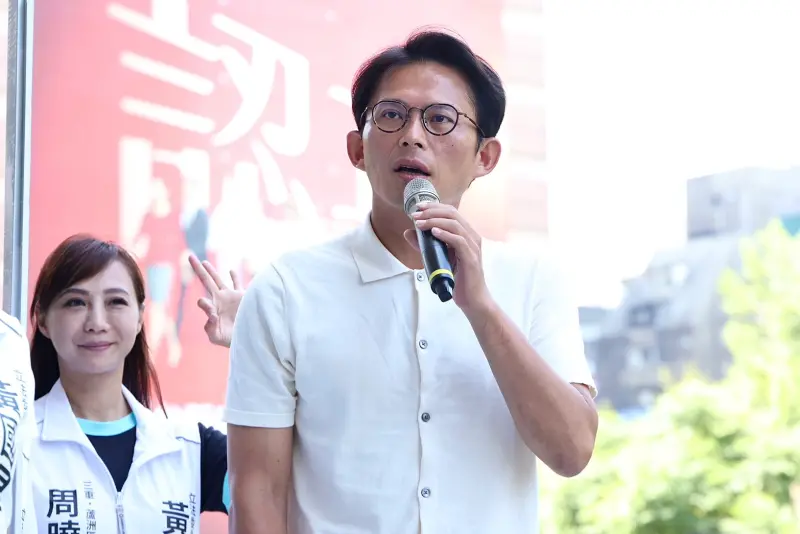 ▲民眾黨主席黃國昌嗆記者問「白痴問題」引發爭議。（圖／朱永強攝）