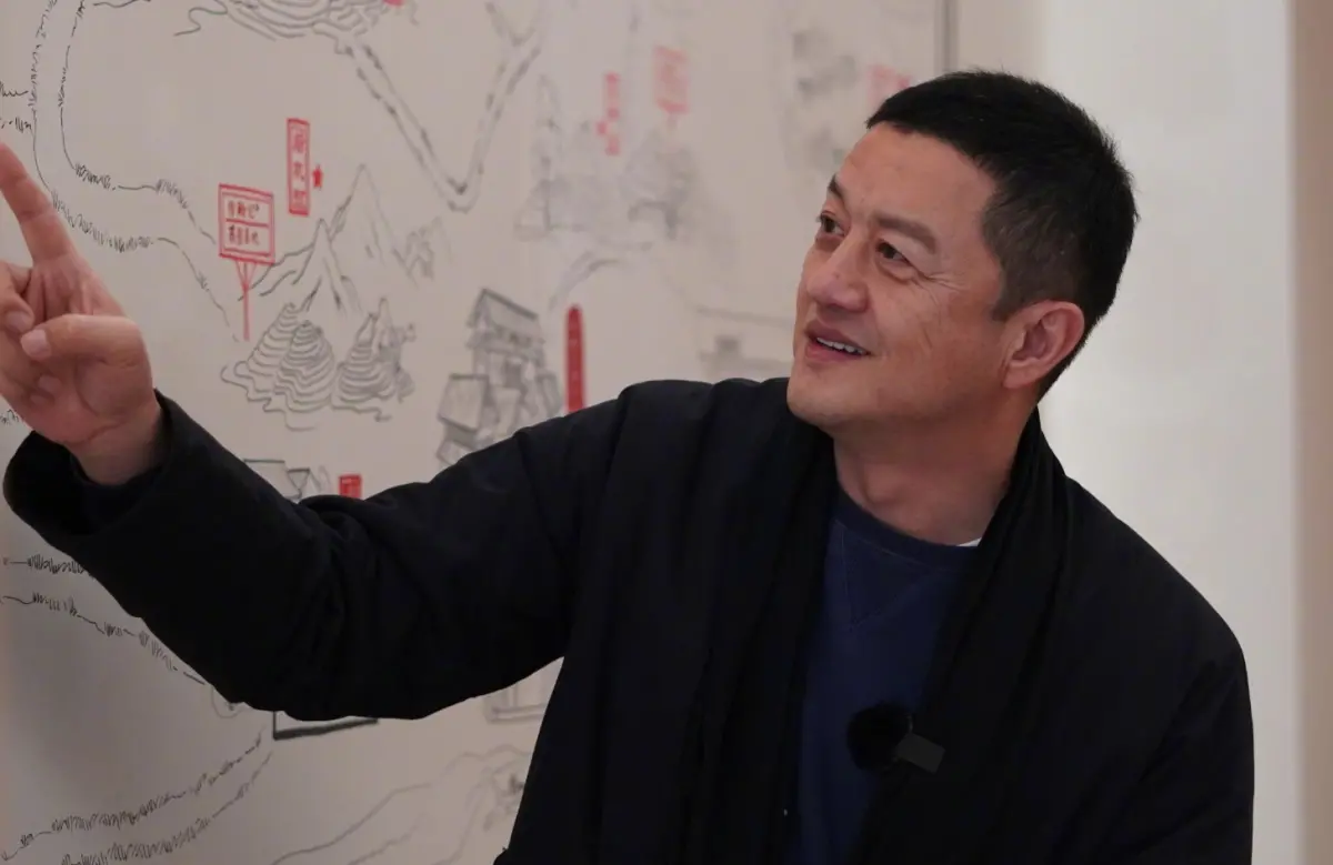 ▲李亞鵬（如圖）轉戰商界後，因投資欠債1.8億，他也曾在6年前受訪時透露因金錢問題與王菲離婚，但不料20日又傳出名下醫院遭強制執行，還可能面臨查封。（圖／微博@一号立井）